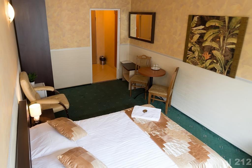 Hotel 212 Warsaw Bilik gambar